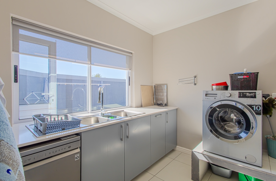 4 Bedroom Property for Sale in Langebaan Country Estate Western Cape